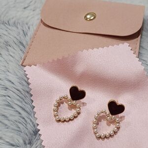 Elegant Pink Heart Pearl Drop Earrings - Unbranded